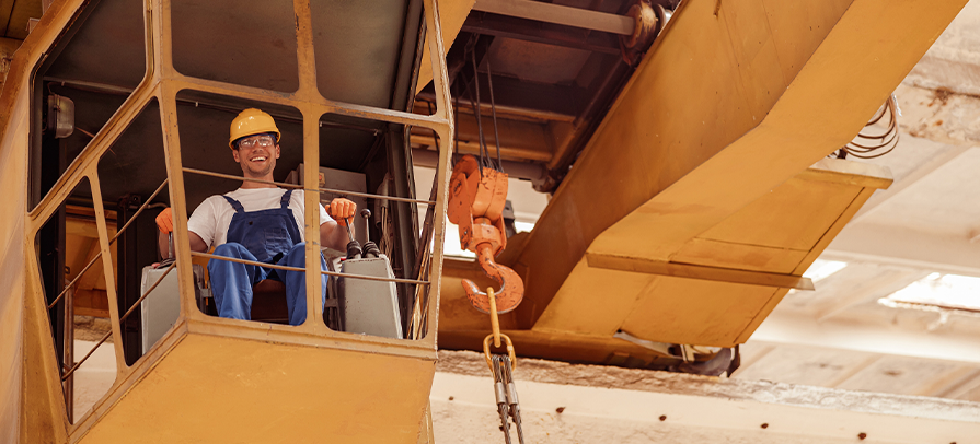 Featured image for the blog post - Simulator Vs. VR Crane Training